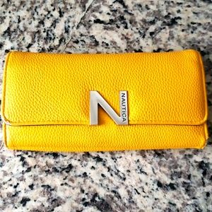 NAUTICA SILVER,MUSTARD YELLOW PEBBLED LEATHERETTE TRI-FOLD WALLET CLUTCH